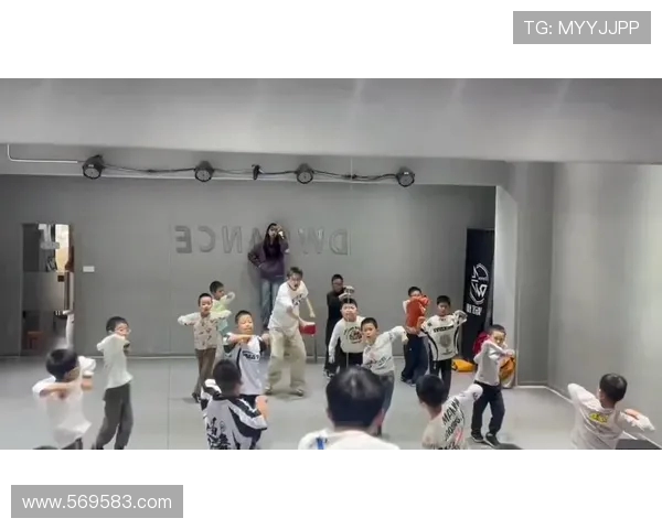 杭州街舞队的节奏体系与街舞战术的完美结合探讨